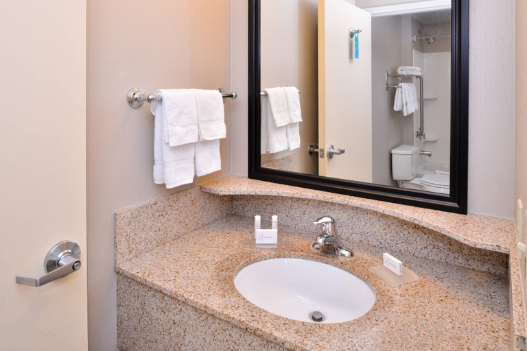 Bathroom 5, Springhill Suites Corona Riverside, Riverside