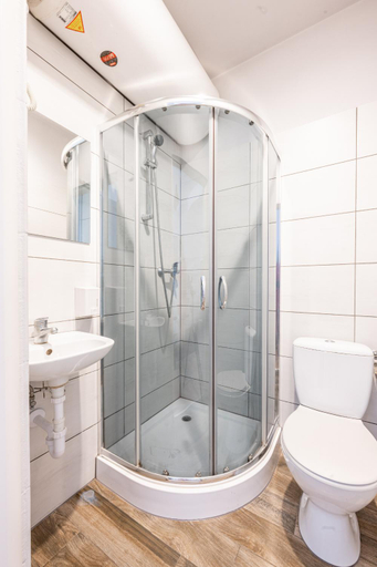Bathroom 3, Target Hostel, Tatra