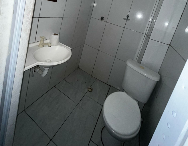 Bathroom, Pousada Ilha Bonita, Guarujá