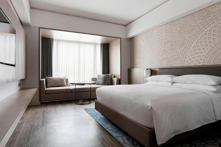 Bedroom 3, Marriott Clark Hotel, Mabalacat