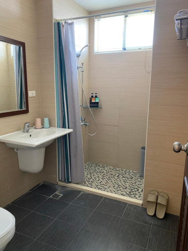 Bathroom 4, Love Sea 126 House Inn B&B, Pingtung