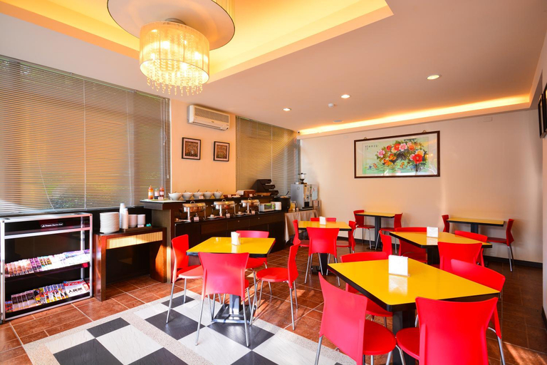 Food & Drinks 5, Courier Station, New Taipei City