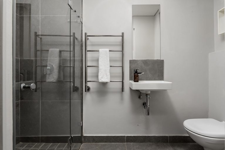 Bathroom 4, Greenwich 602, City of Cape Town