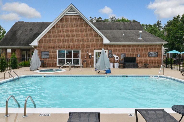 Sport & Beauty 5, Residence Inn by Marriott Southern Pines/Pinehurst NC, Moore