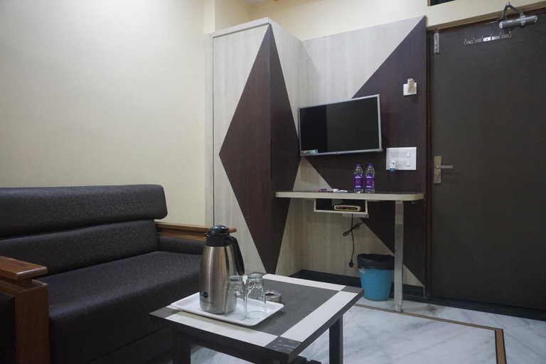 Others 4, HOTEL GUJARAT, Nagpur