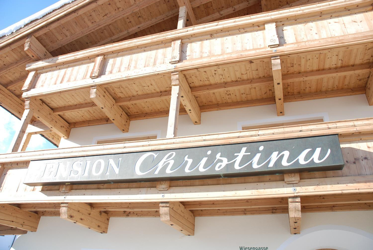 Others 4, Sportpension Christina by PiaundDirk, Schwaz