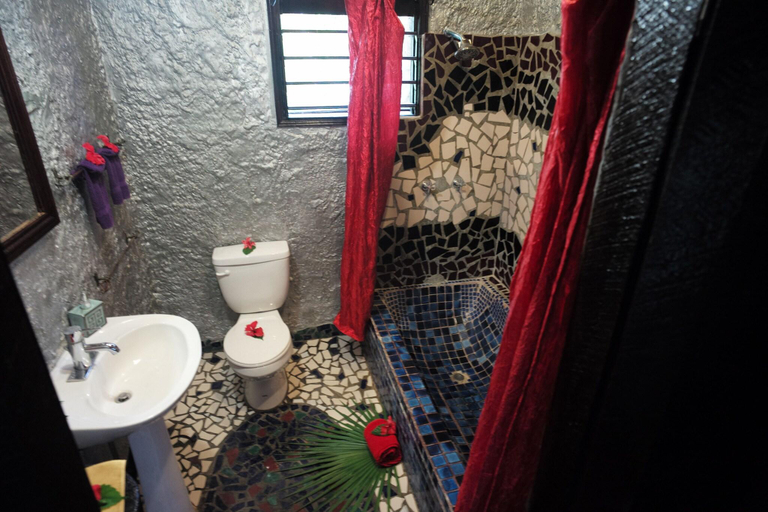 Bathroom 4, Belize Boutique Resort & Spa