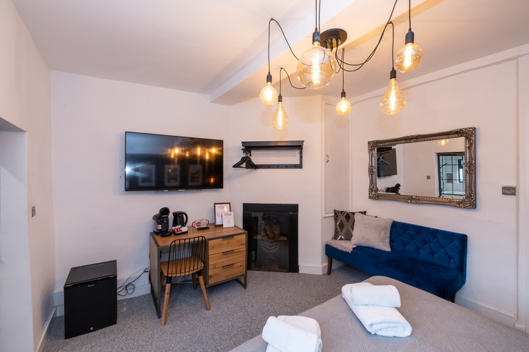 Exterior & Views 2, City Rooms by Hiive, Worcestershire