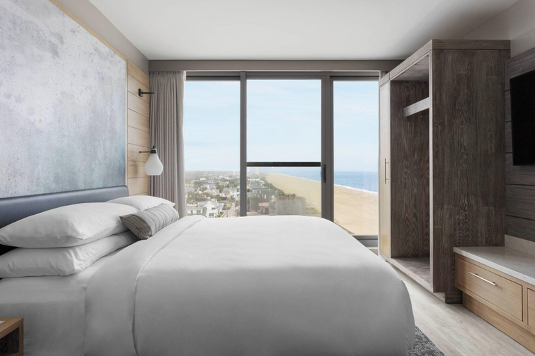 Bedroom 3, Marriott Virginia Beach Oceanfront, Virginia Beach