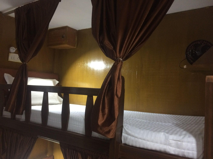 Exterior & Views, Zara Dormitory, Mumbai Suburban