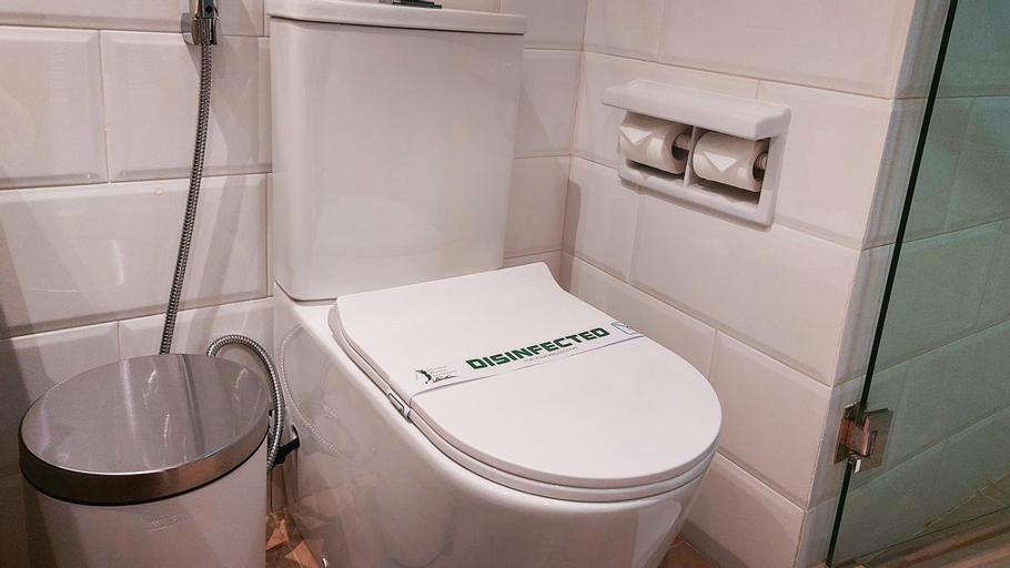 Bathroom 4