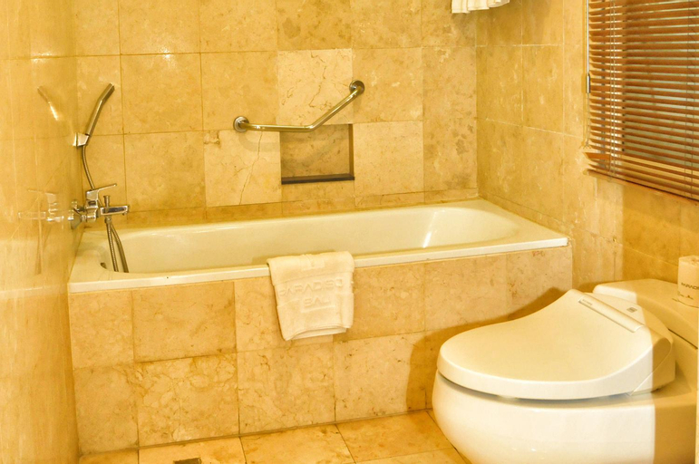 Bathroom 4