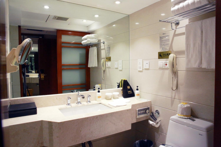 Bathroom 3, Narada Grand Hotel, Hangzhou