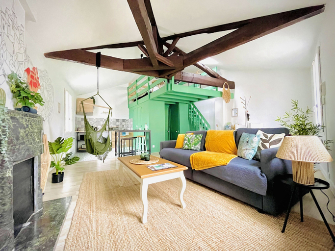 Living area 5, Meublés de Louvel, Charente
