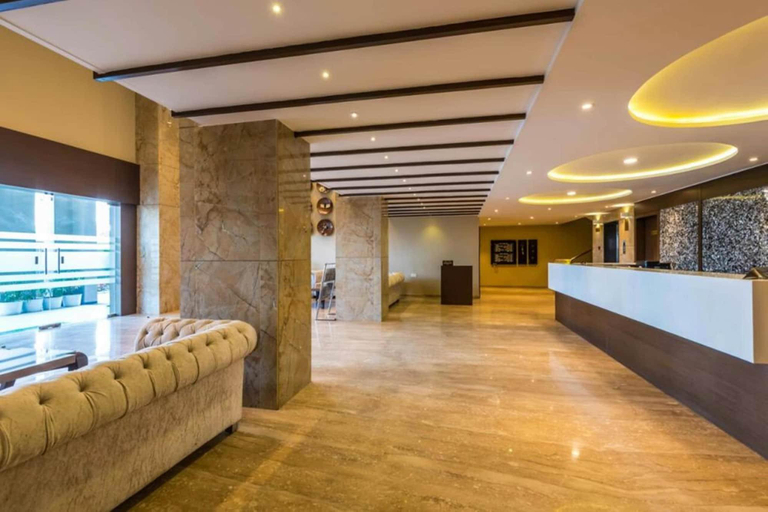 Public Area, Hotel Park Palace, Ujjain