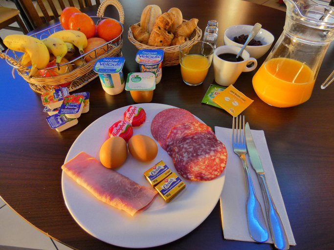 Food & Drinks 5, Hotel Azur Saint Junien Cit'Hotel, Haute-Vienne