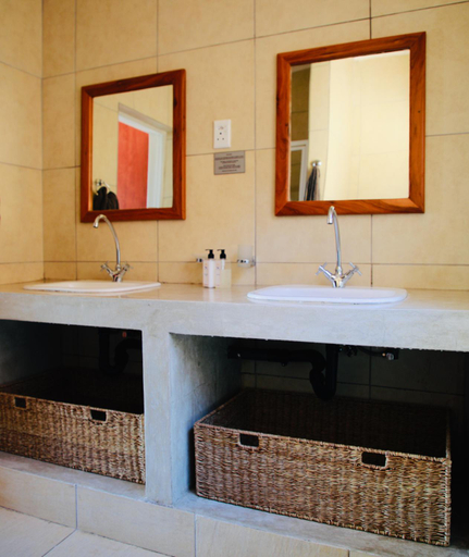 Bathroom 3, Vista do Mar Lodge, Jangamo