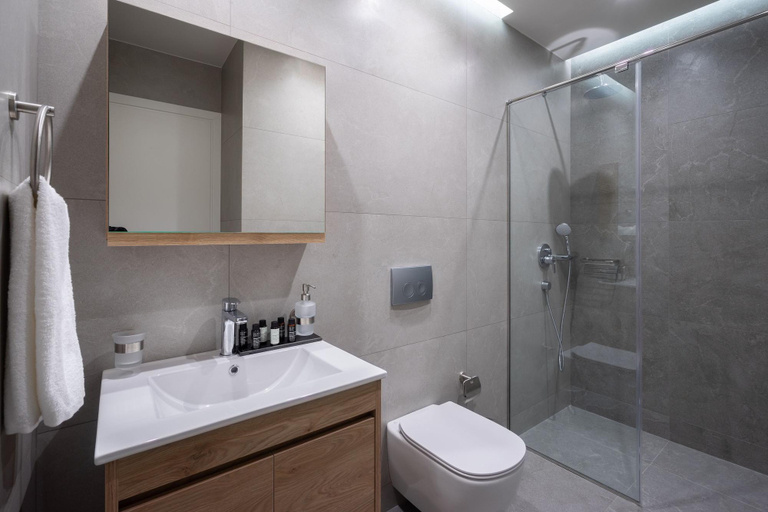 Bathroom 3, Hestia - Alexandras 38, Attica