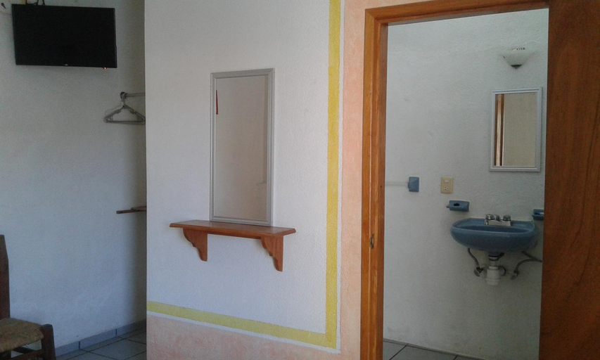 Bathroom 3, Hotel Sarabi, Cihuatlán