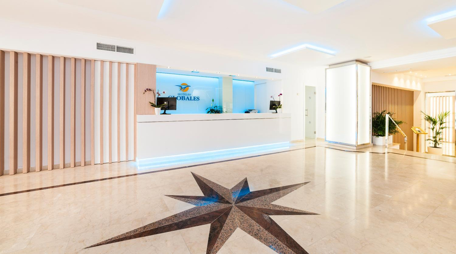Public Area, Globales Lord Nelson - Only adults, Baleares