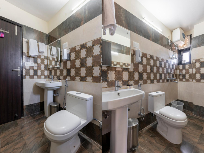 Bathroom, Viable Inn, Nainital