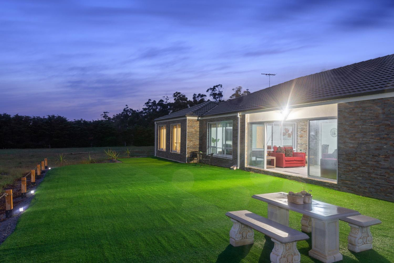 Others 3, Serviced Houses - Bulla Hill, Melbourne