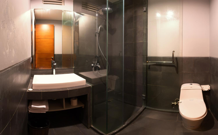 Bathroom 5