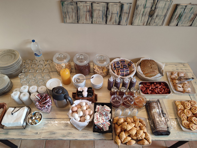 Food & Drinks 5, Elanthi Village Apartments, Ionian Islands