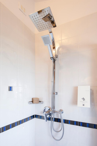 Bathroom 4