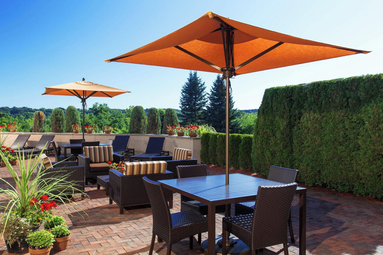 Food & Drinks 5, Courtyard by Marriott Rochester East/Penfield, Monroe