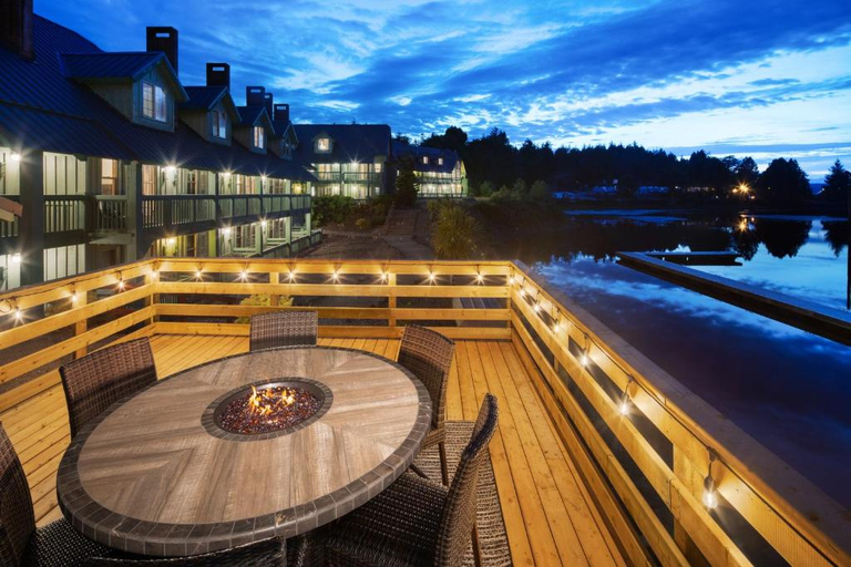 Sport & Beauty, Canadian Princess Lodge & Marina, Alberni-Clayoquot