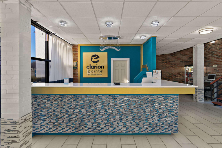 Public Area 3, Clarion Pointe Bloomington – Normal near I-55 and University, McLean