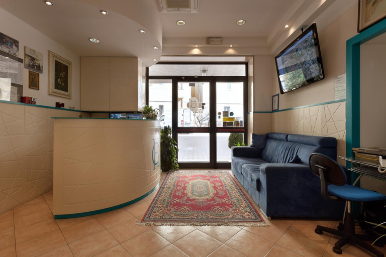 Public Area 3, Parking Hotel Giardino, Livorno