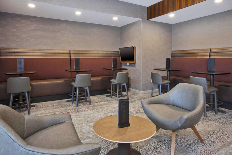 Public Area 2, Courtyard by Marriott St. Joseph Benton Harbor, Berrien