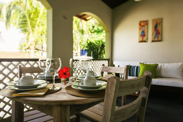 Dining Room 17