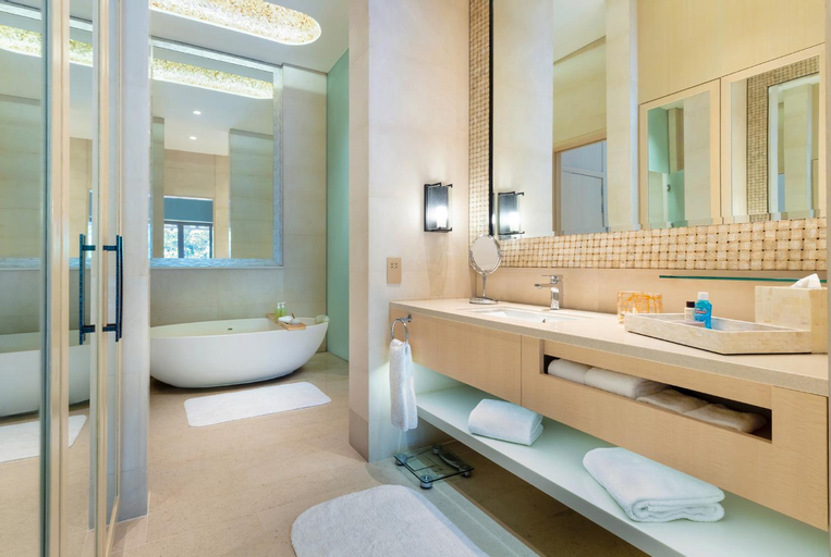 Bathroom 8
