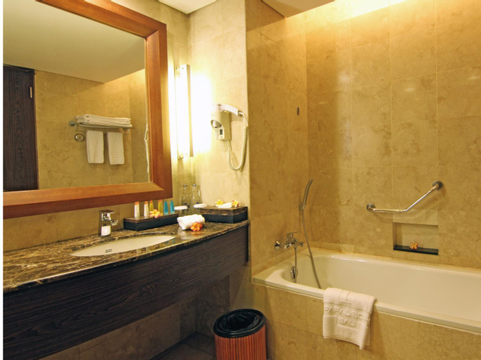 Bathroom 8