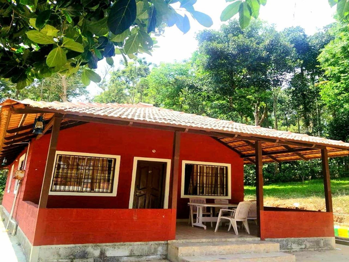 Exterior 10