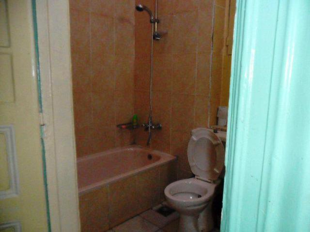 Bathroom 2, Berlin Hotel, 'Abdin