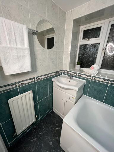 Bathroom 3, Modern with Stylish Terrace, London