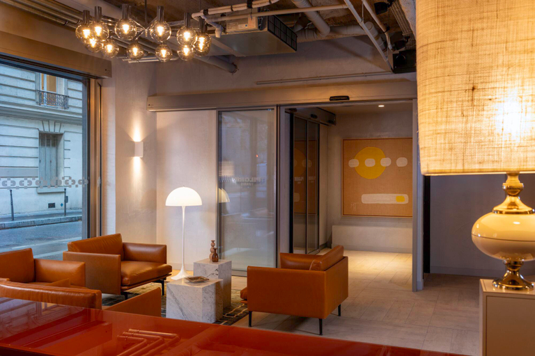 Public Area 4, Hôtel Pilgrim, Paris