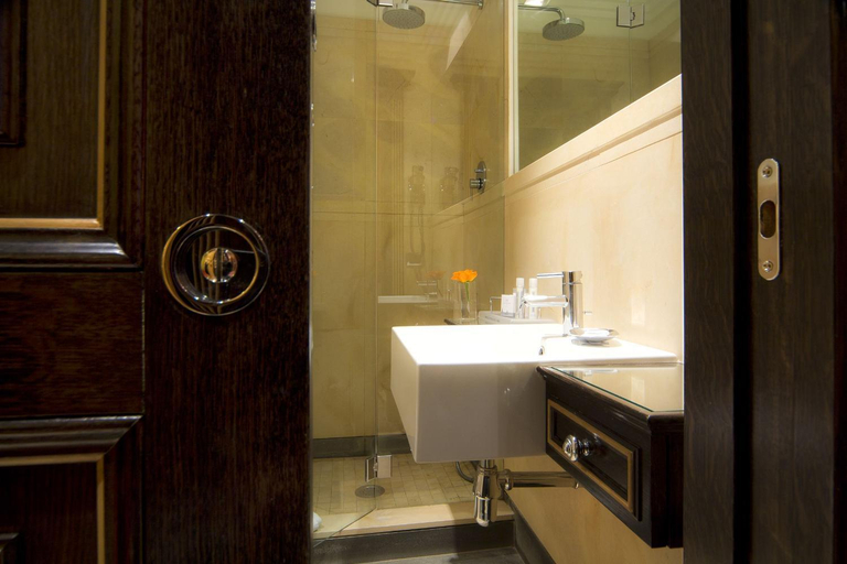 Bathroom 4, MARCELLA ROYAL HOTEL – ROOFTOP GARDEN, Rome