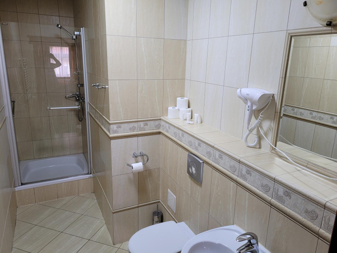 Bathroom 3, Hotel Leliwa, Lubań