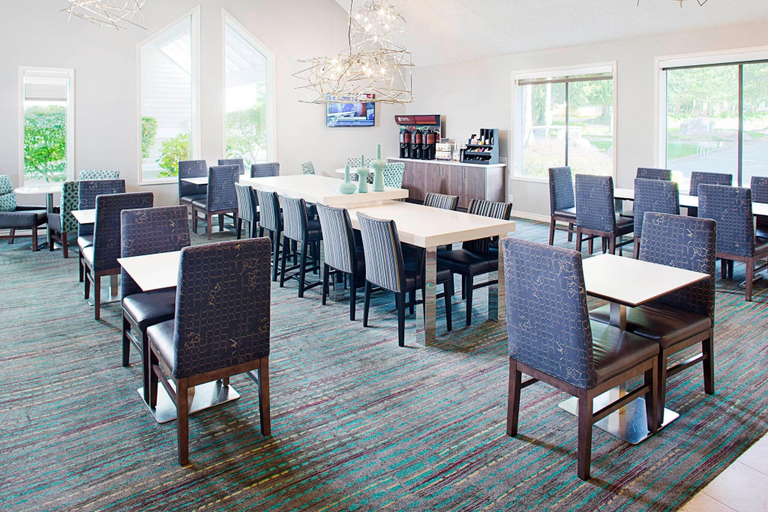 Food & Drinks 4, Residence Inn By Marriott Seattle Bellevue, King
