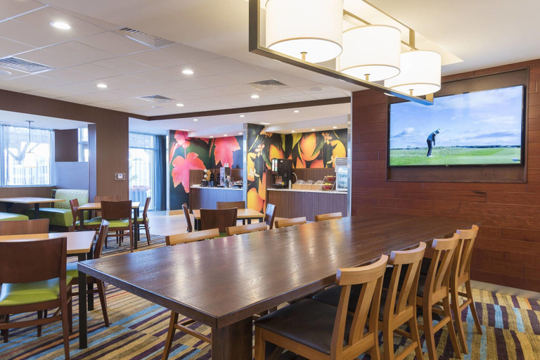 Food & Drinks 5, Fairfield Inn & Suites West Monroe, Ouachita