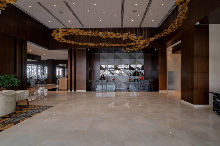 Public Area 4, Courtyard by Marriott Surat, Surat