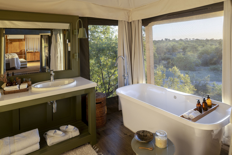 Bathroom 4, Simbavati Hilltop Lodge, Ehlanzeni