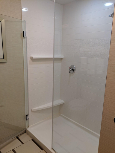 Bathroom 4, Fairfield Inn & Suites by Marriott Moncton, Westmorland