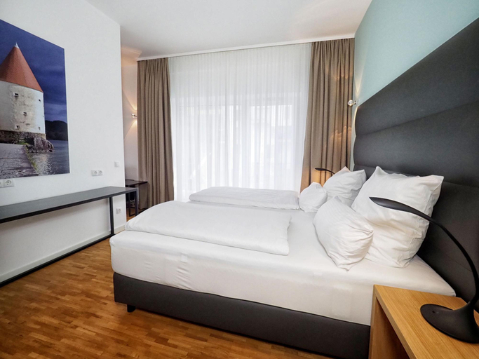 Bedroom 4, rivers Passau, Passau