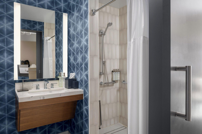 Bathroom 4, The Celeste Hotel, Orlando, a Tribute Portfolio Hotel, Orange